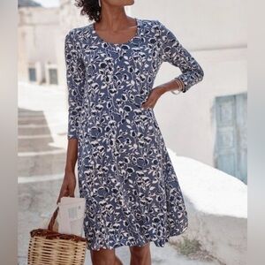 GARNET HILL Seamed Knit Trapeze Dress Small 3/4 Sleeves Stretch Bloomcore